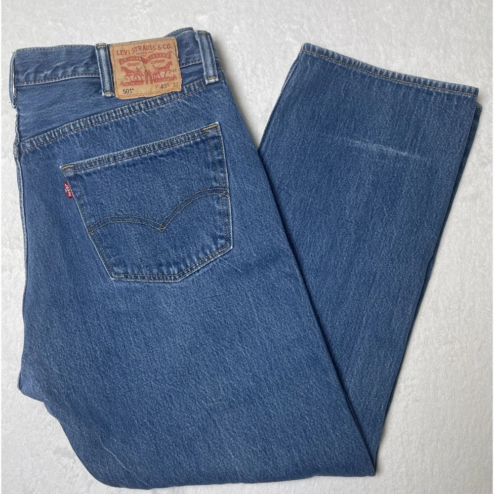 Levis 501 Mens Jeans 40x32 Medium Wash Button Fly Cotton Casual Straight Leg